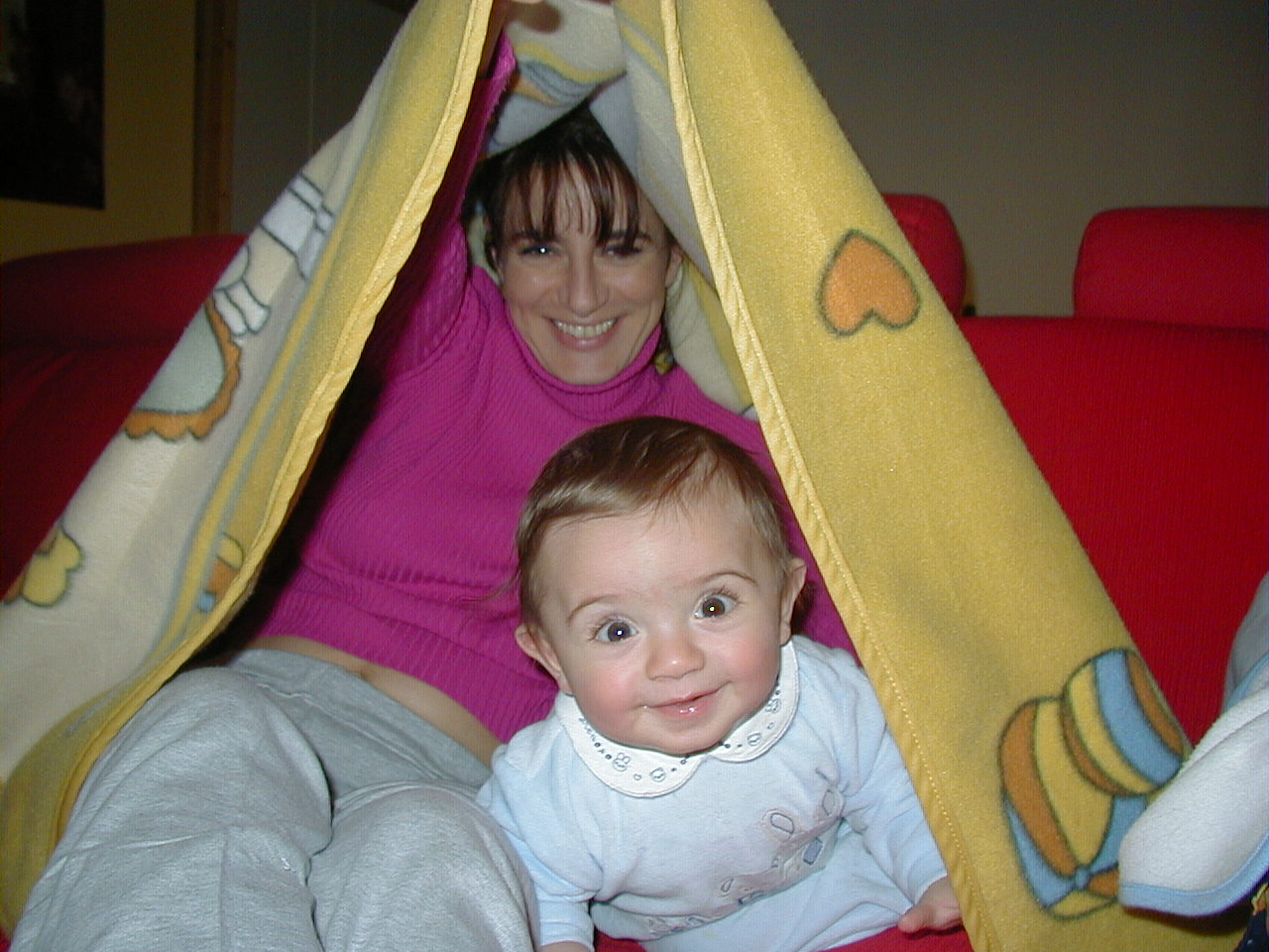 gennaio 2005, Elia gioca con la mamma